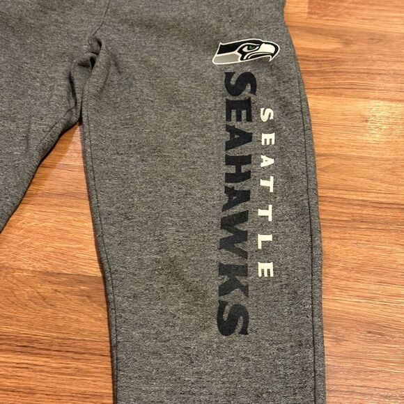 NFL Seattle Seahawks Gray Sweatpants | Youth Size XL (18-20) - Picture 2 of 12